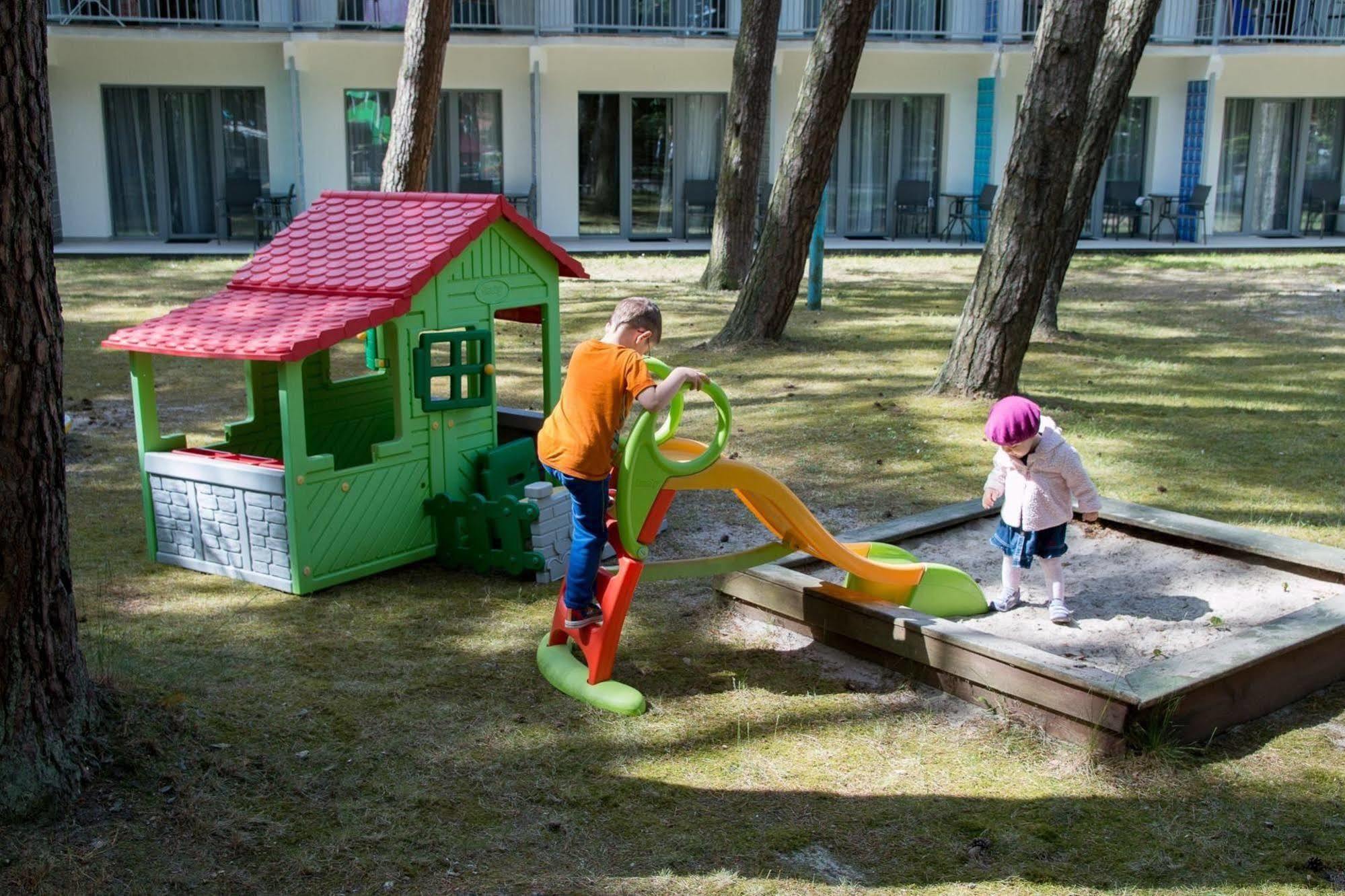 Resort Waterside 3*